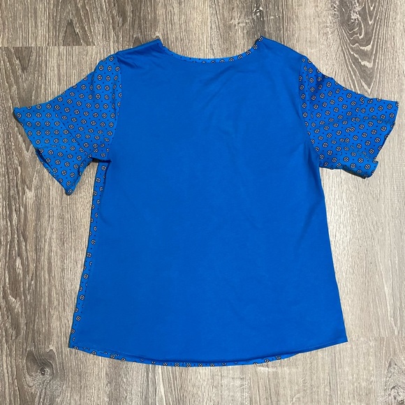 Van Heusen Women’s Top (Small) - Picture 2 of 2